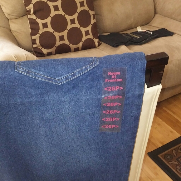 Women plus size zeans pant - Picture 2 of 2